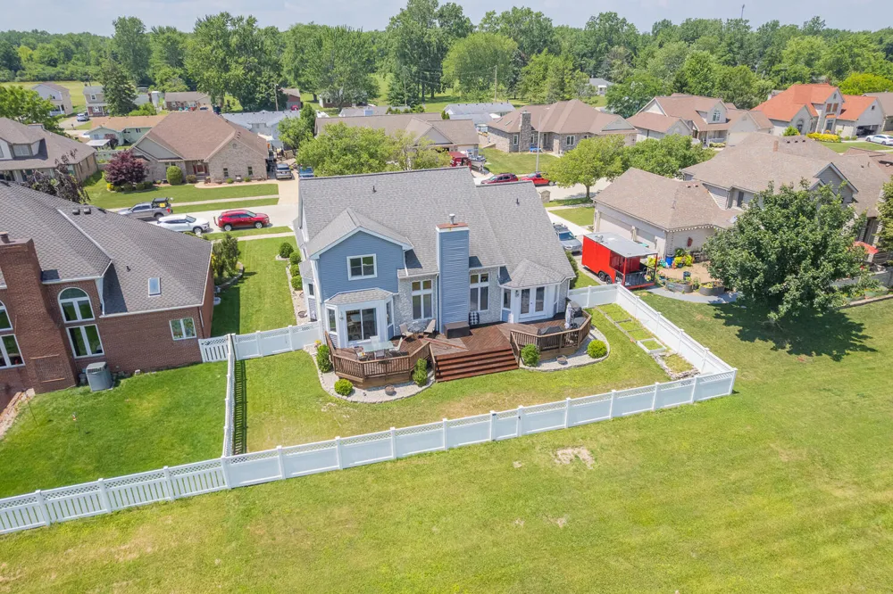 32321 Liparoto Drive Rockwood City, MI 48173