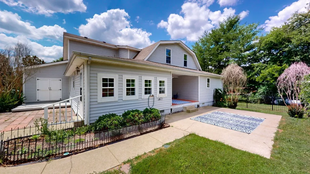 113 Yell Dr E Wartrace, TN 37183