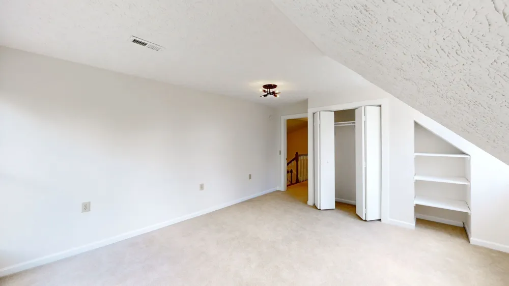 113 Yell Dr E Wartrace, TN 37183