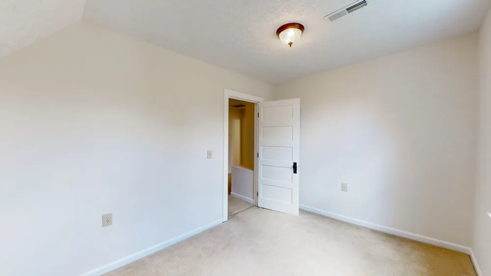 113 Yell Dr E Wartrace, TN 37183