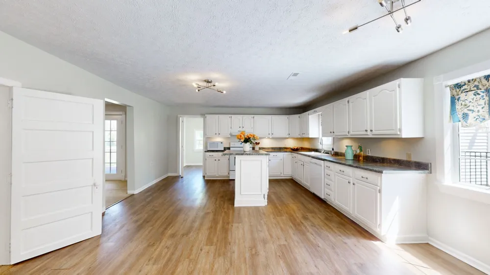 113 Yell Dr E Wartrace, TN 37183
