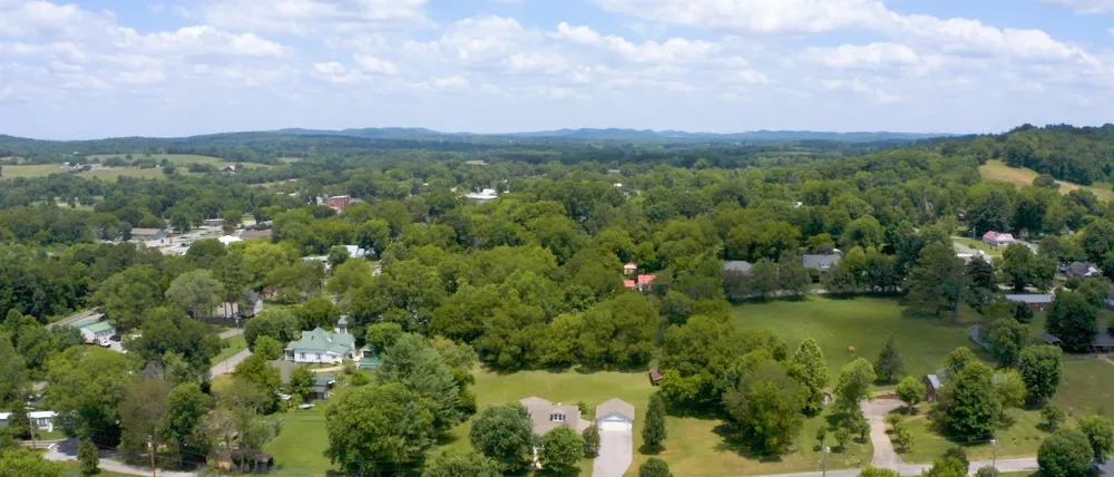 113 Yell Dr E Wartrace, TN 37183
