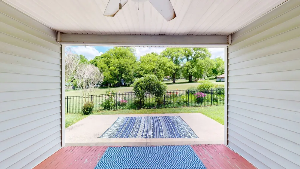 113 Yell Dr E Wartrace, TN 37183