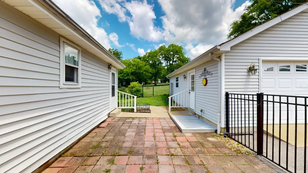 113 Yell Dr E Wartrace, TN 37183