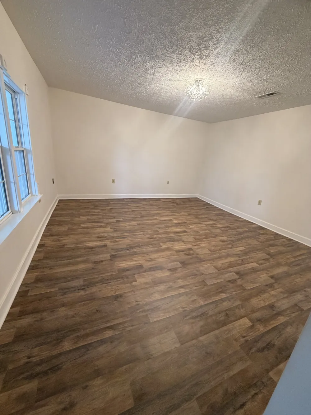 113 Yell Dr E Wartrace, TN 37183