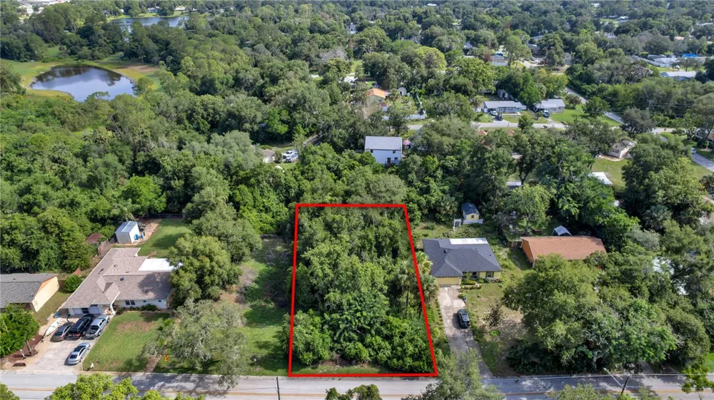 132 COLOMBA ROAD Debary, FL 32713