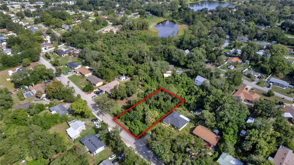 132 COLOMBA ROAD Debary, FL 32713