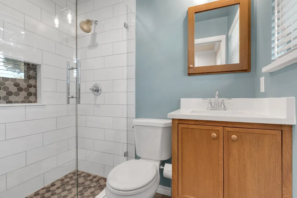 1815 Oates Drive Dallas, TX 75228