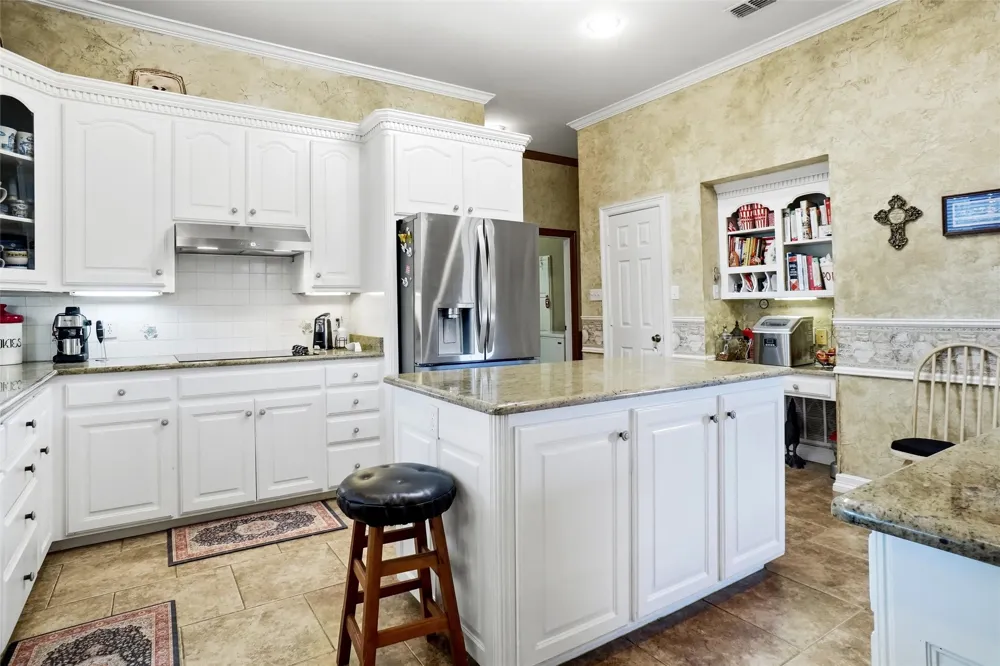 447 Bypass 287 Alvord, TX 76225