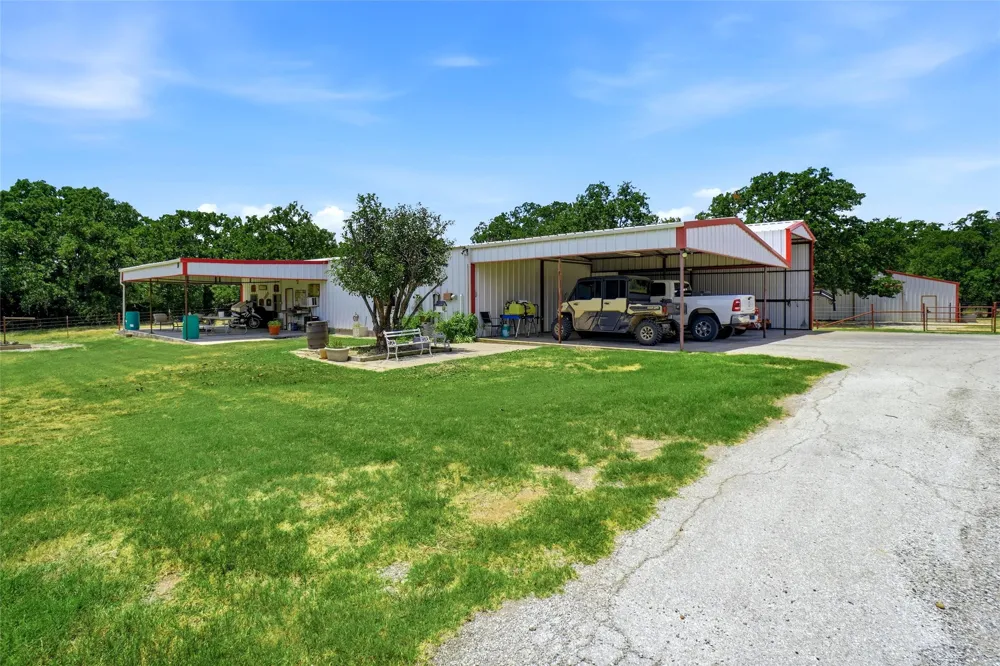 447 Bypass 287 Alvord, TX 76225