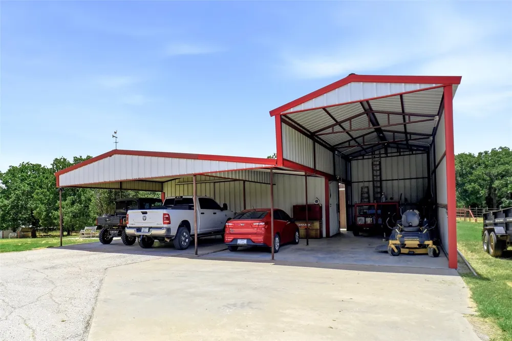 447 Bypass 287 Alvord, TX 76225