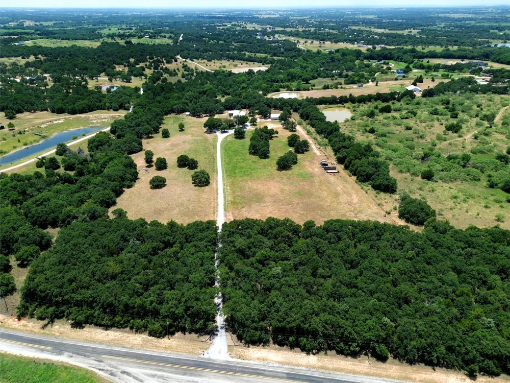 447 Bypass 287 Alvord, TX 76225