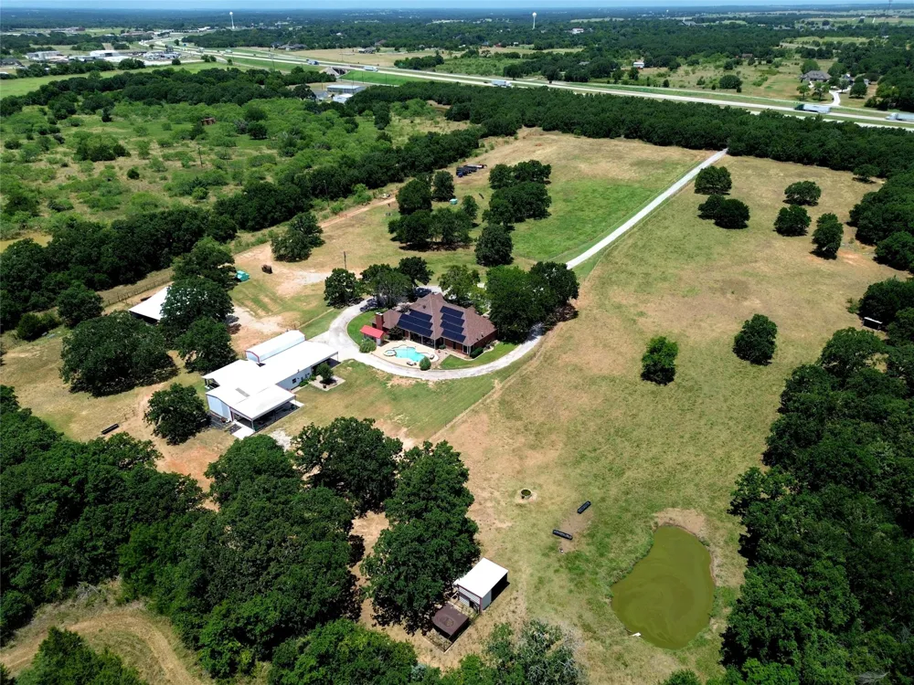 447 Bypass 287 Alvord, TX 76225