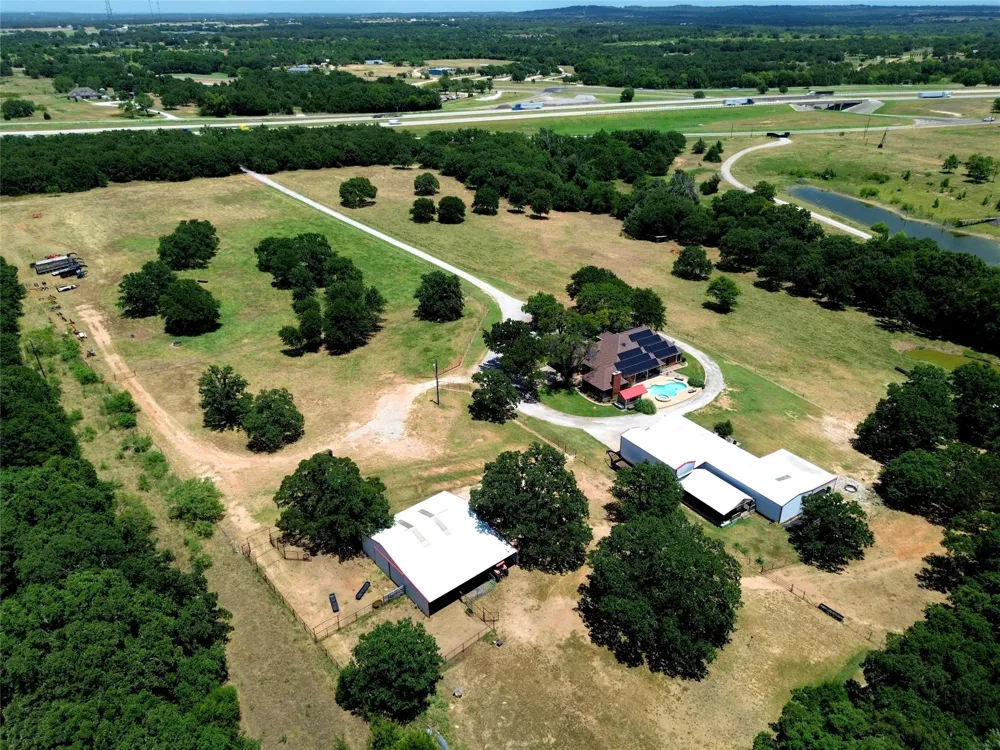 447 Bypass 287 Alvord, TX 76225
