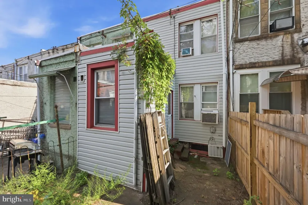 175 W LURAY STREET Philadelphia, PA 19140