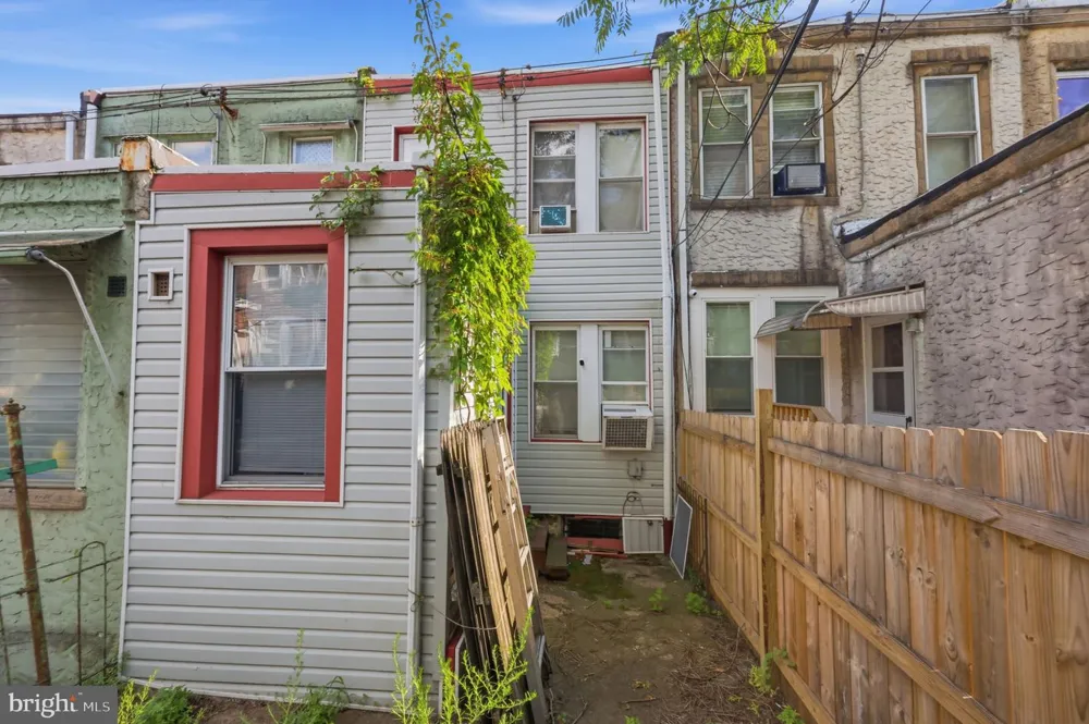 175 W LURAY STREET Philadelphia, PA 19140
