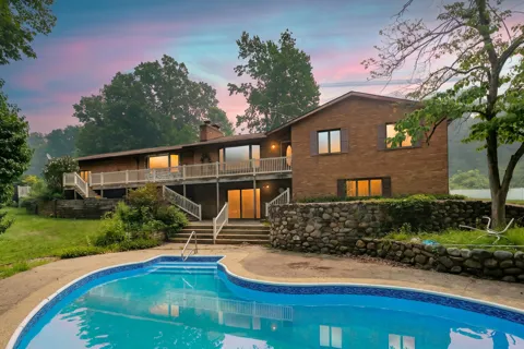 2651 S 4th Street