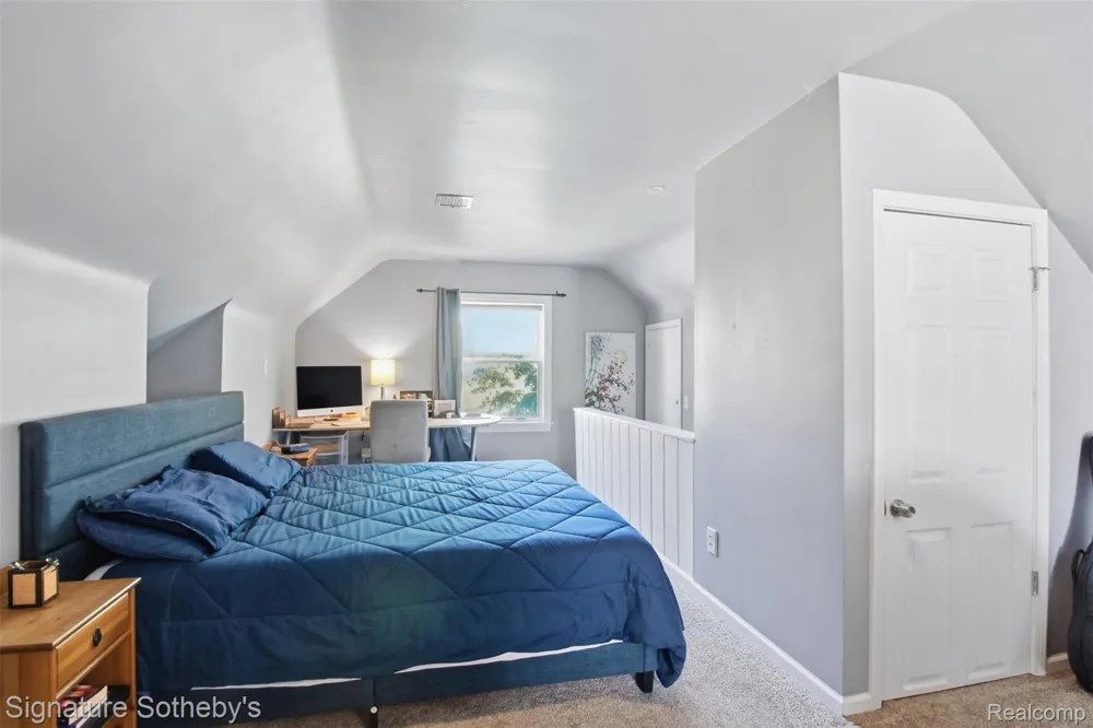 1268 Brys Drive Grosse Pointe Woods City, MI 48236