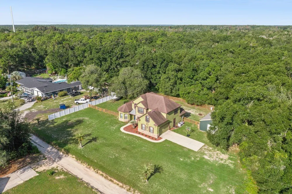 36137 MATTAWAN DRIVE Eustis, FL 32736