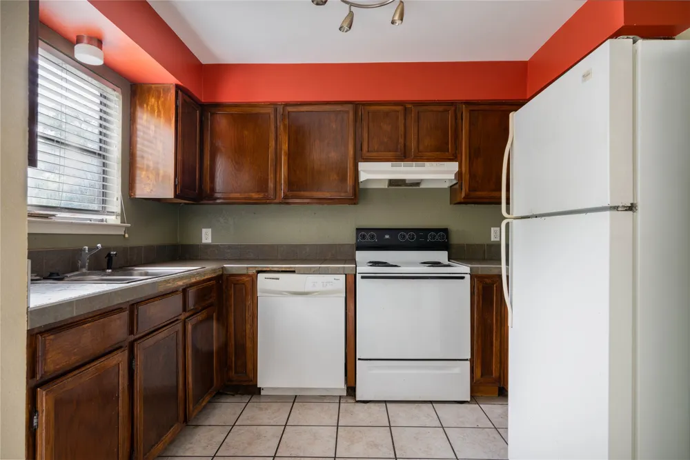 310 Pat Garrison Street #1 San Marcos, TX 78666