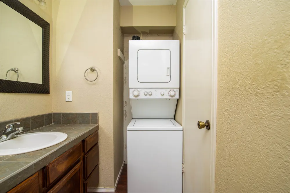 310 Pat Garrison Street #1 San Marcos, TX 78666