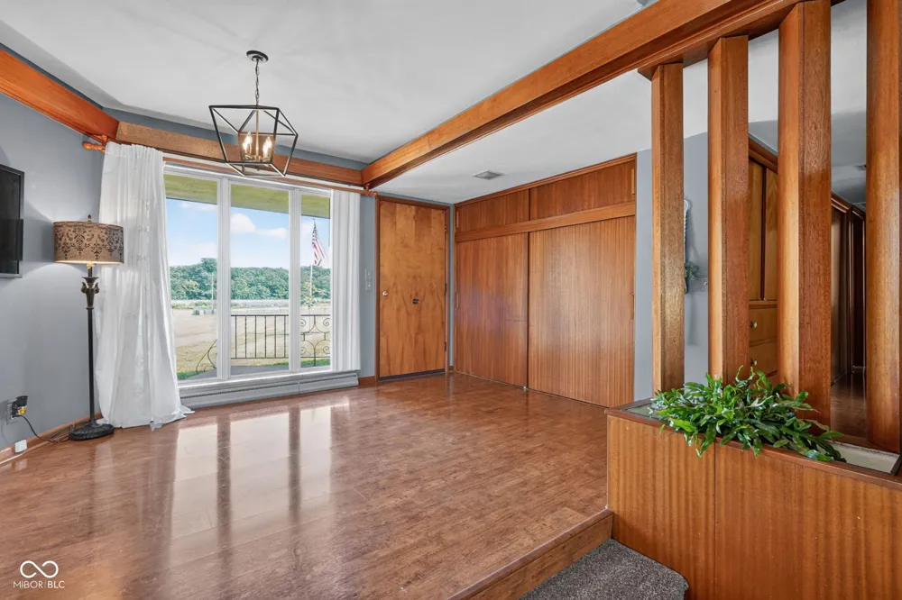 1220 S State Road 67 Pendleton, IN 46064