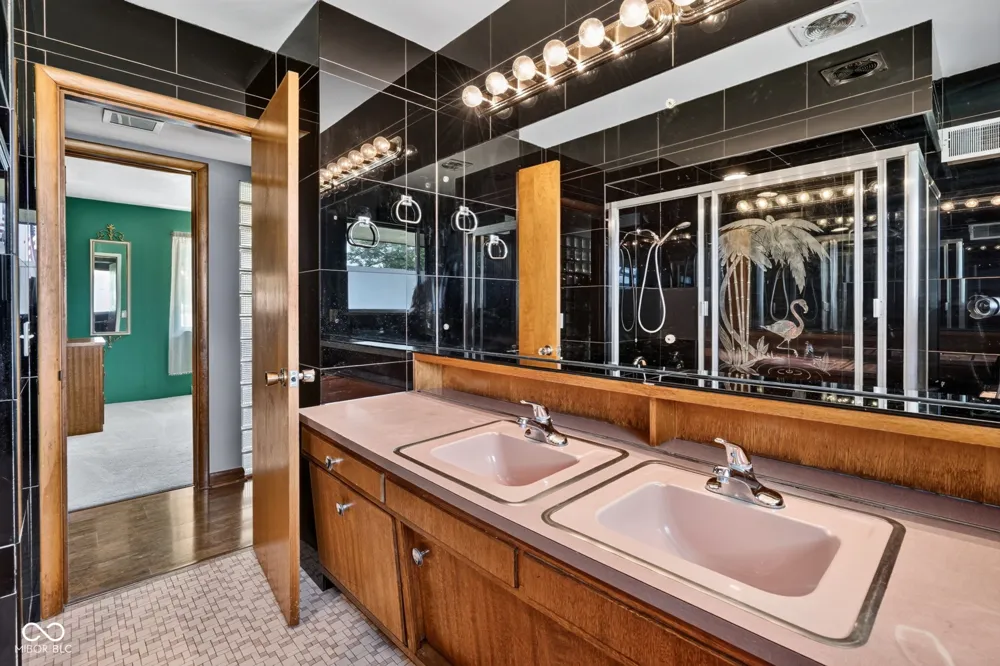 1220 S State Road 67 Pendleton, IN 46064