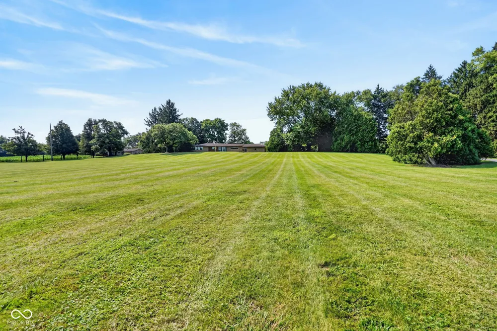 1220 S State Road 67 Pendleton, IN 46064