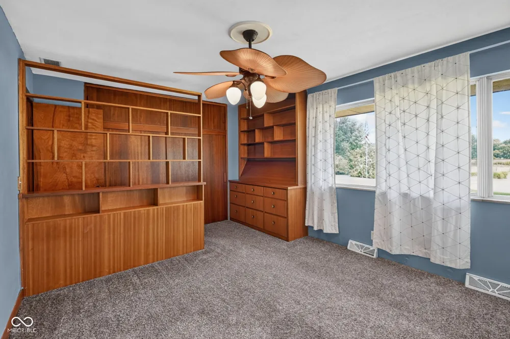 1220 S State Road 67 Pendleton, IN 46064