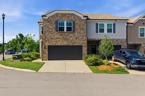 862 Longleaf Ln