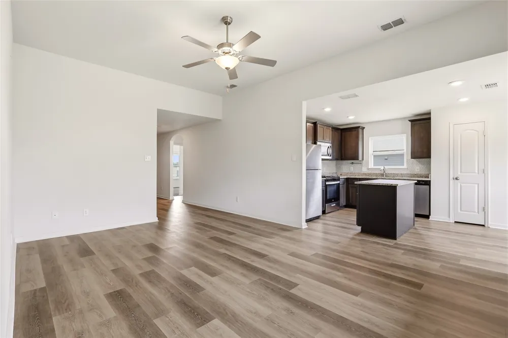 2405 Stillwater Drive Ponder, TX 76259