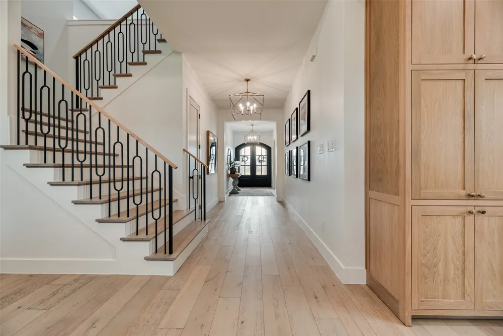 1305 Wolf Ridge Run Gunter, TX 75058