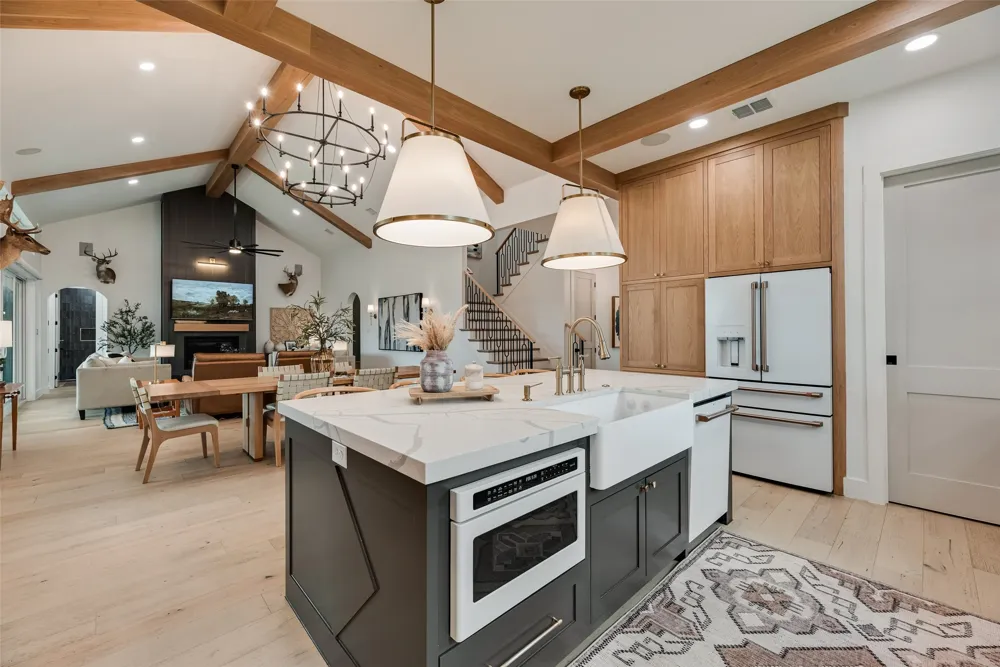 1305 Wolf Ridge Run Gunter, TX 75058