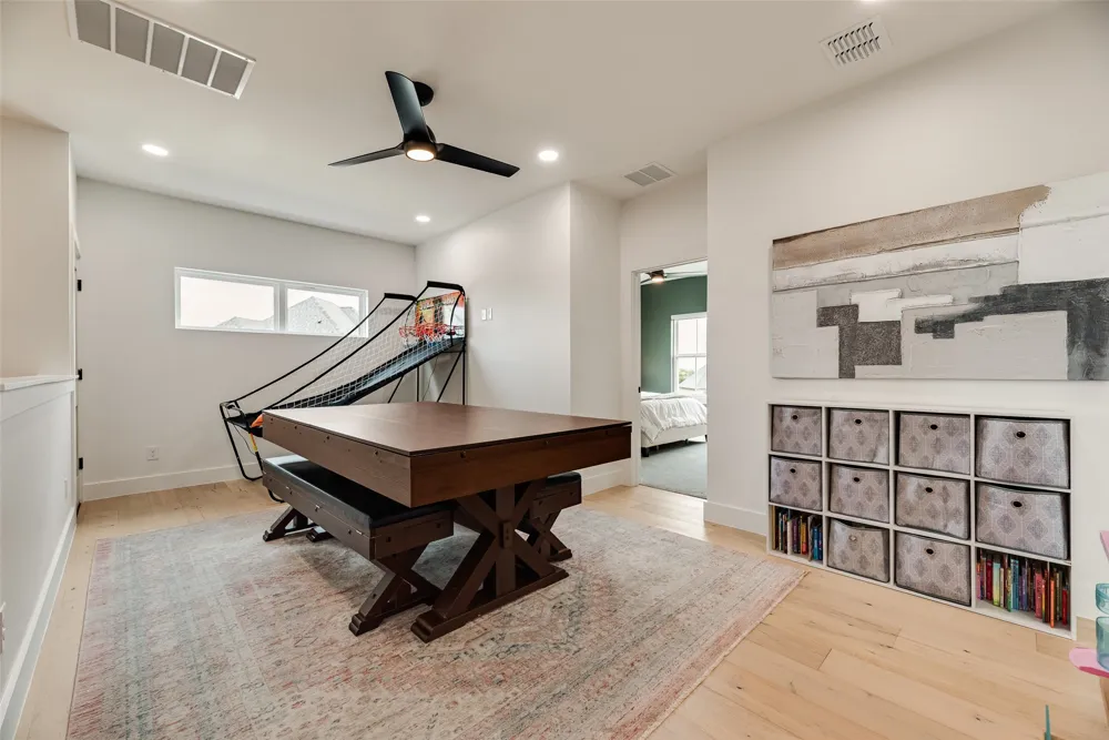 1305 Wolf Ridge Run Gunter, TX 75058