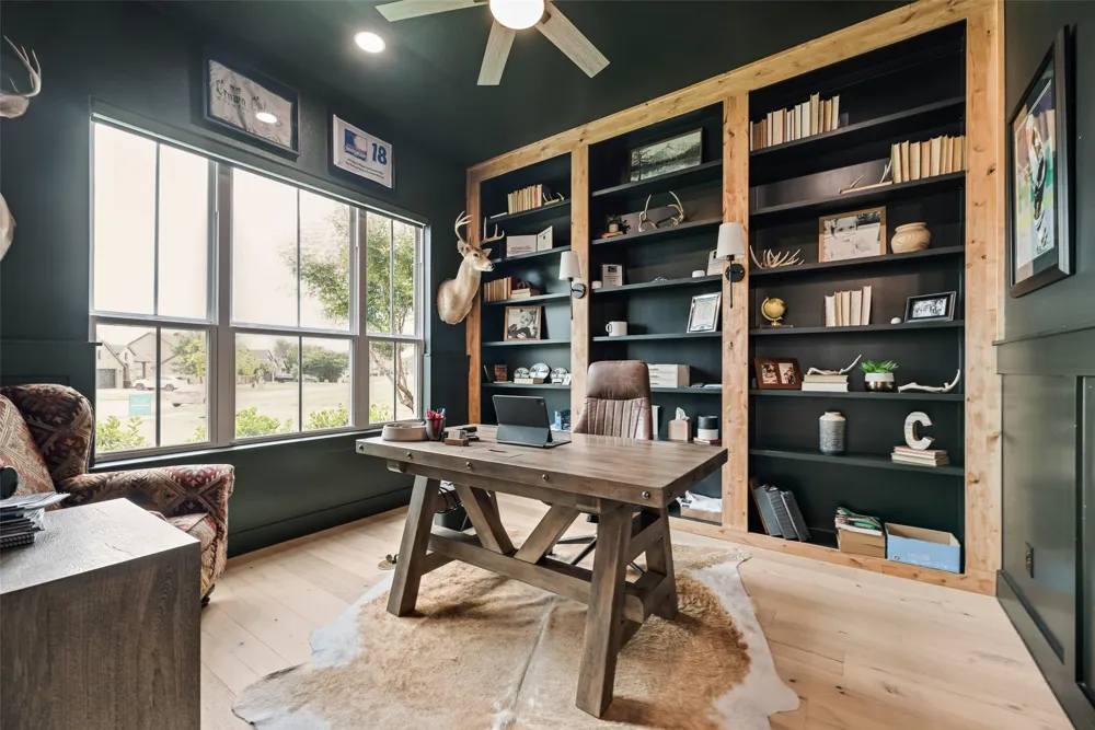 1305 Wolf Ridge Run Gunter, TX 75058