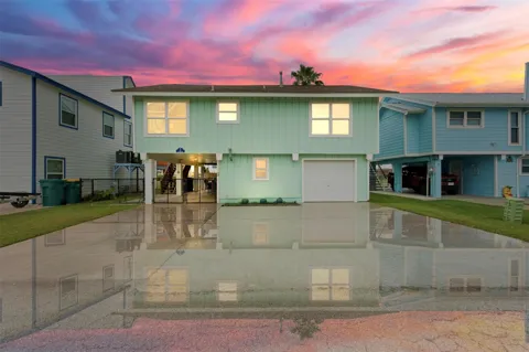 2 S Sandpiper Street