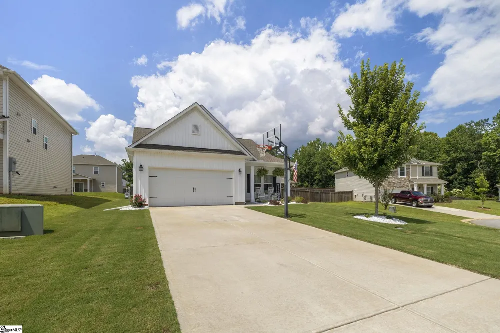 313 Balsa Way Seneca, SC 29678
