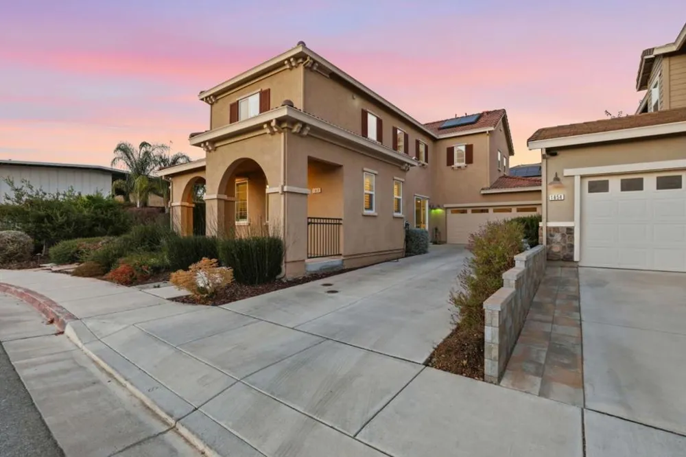 1860 Thyme Court Gilroy, CA 95020
