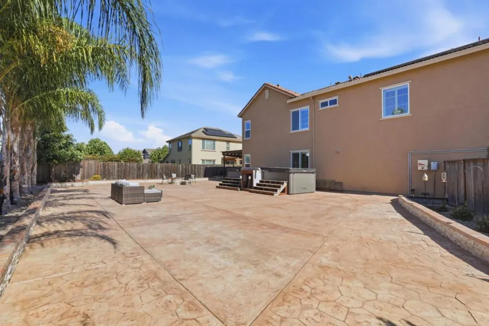 1860 Thyme Court Gilroy, CA 95020