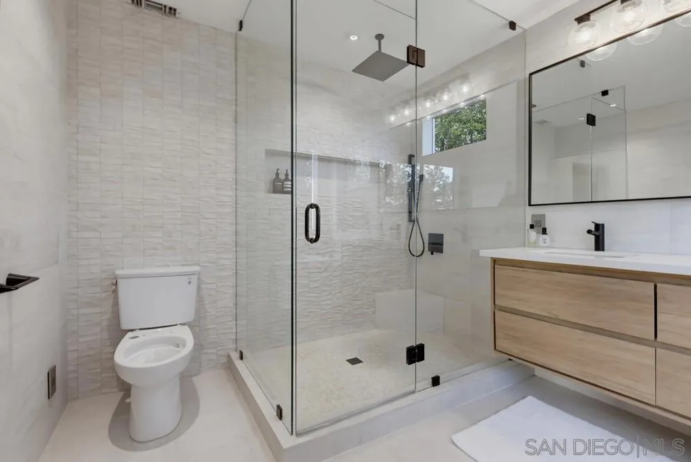 1306 Salisbury Rd La Canada Flintridge, CA 91012