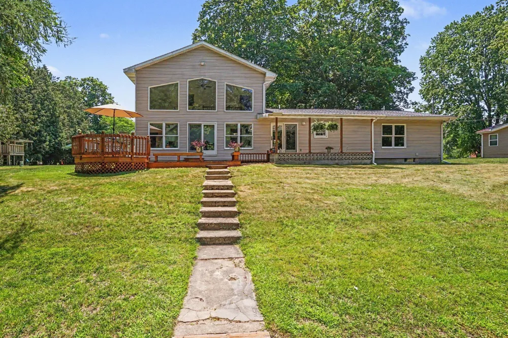 9064 E M20 Hesperia, MI 49421