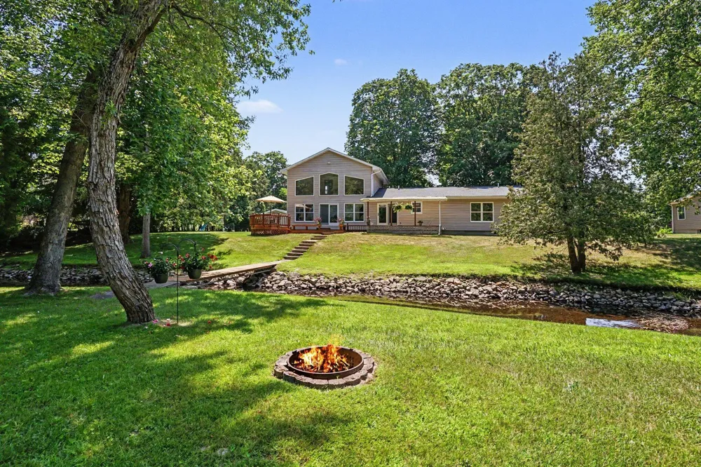9064 E M20 Hesperia, MI 49421
