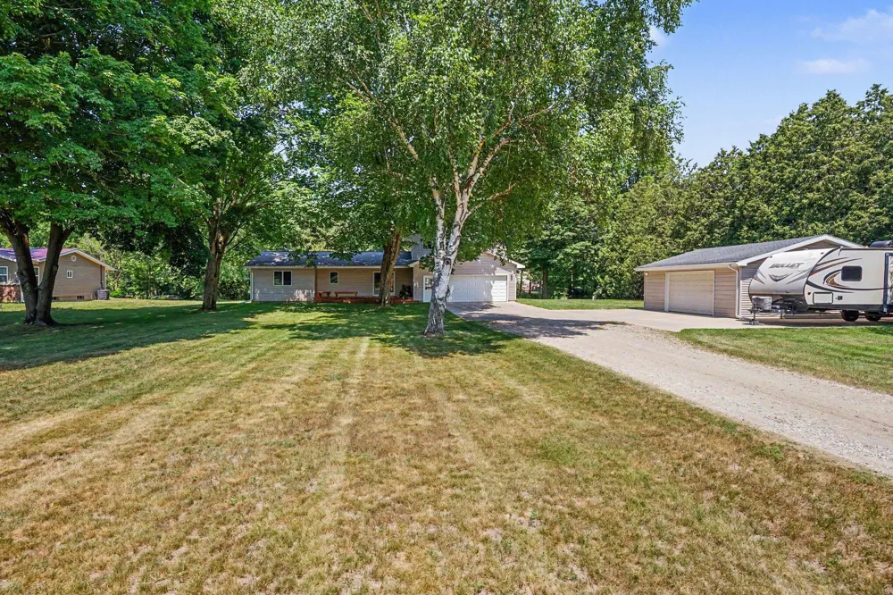 9064 E M20 Hesperia, MI 49421