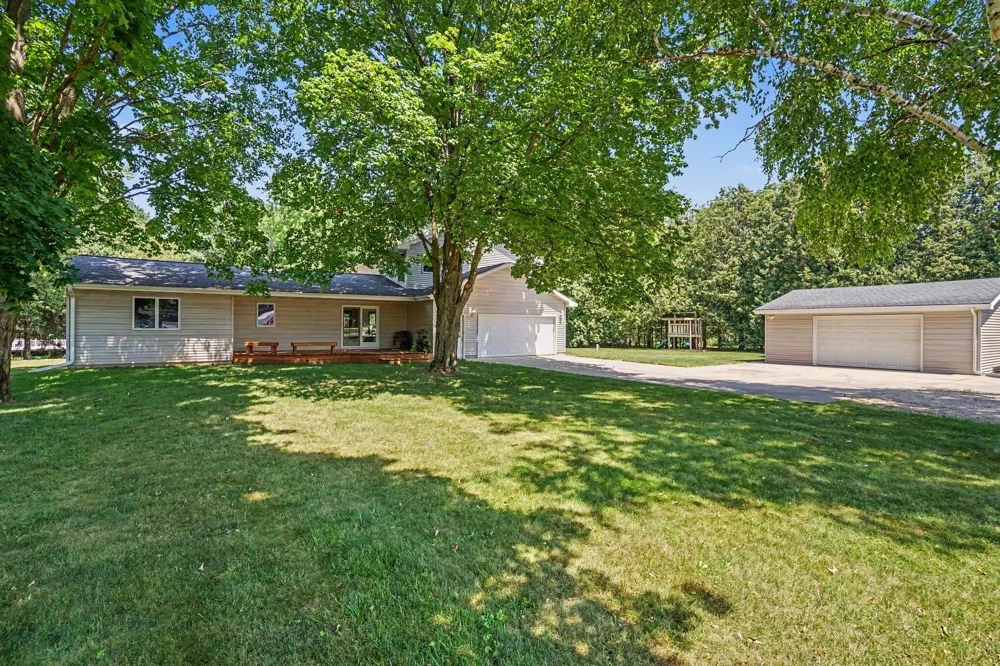 9064 E M20 Hesperia, MI 49421