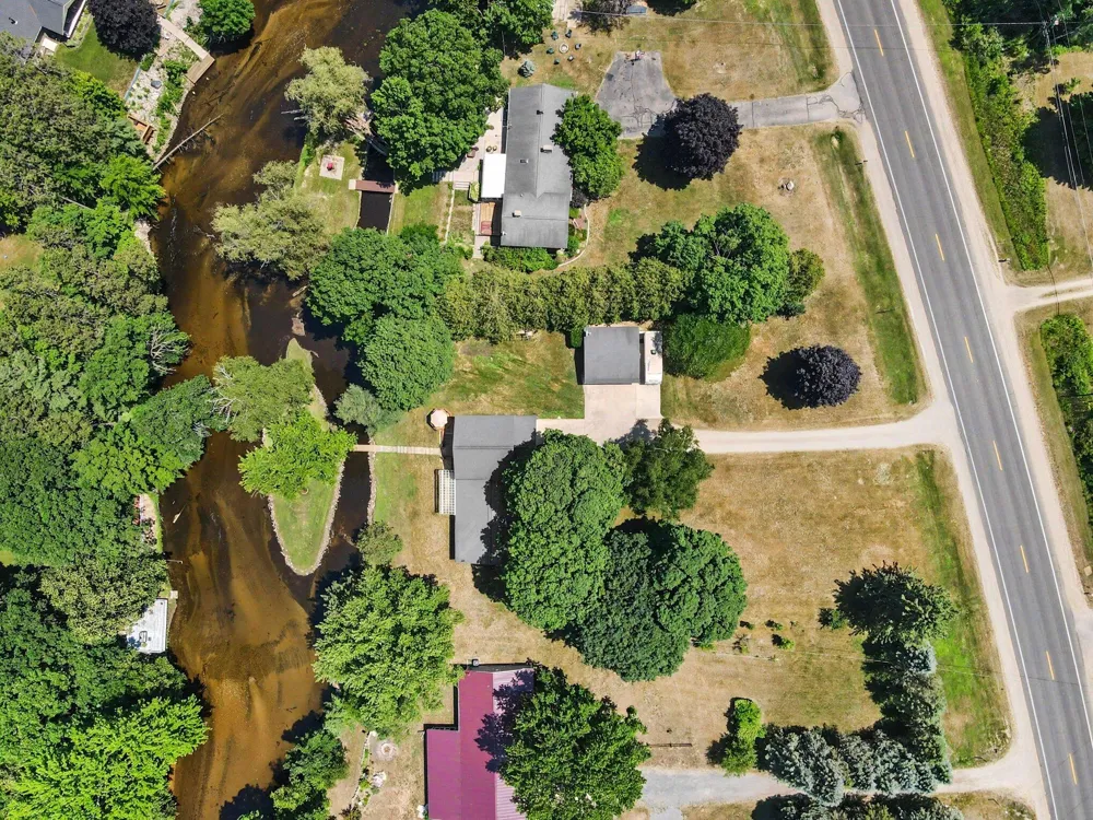 9064 E M20 Hesperia, MI 49421