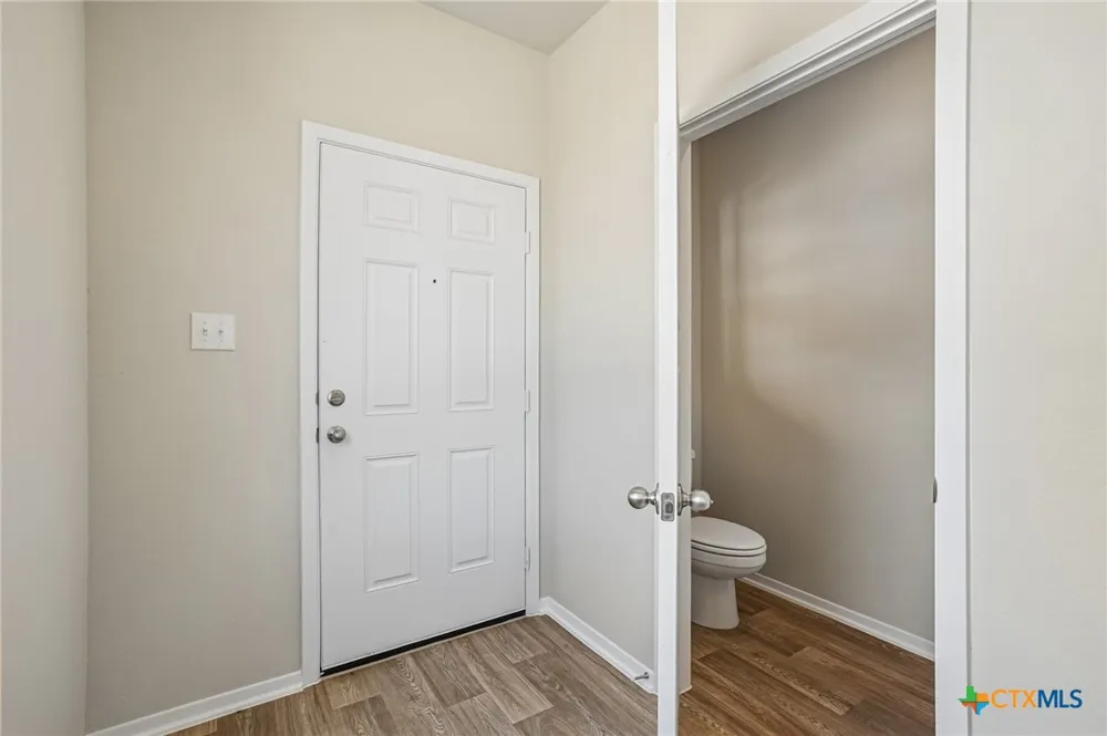 15423 Bonnethead Road San Antonio, TX 78245