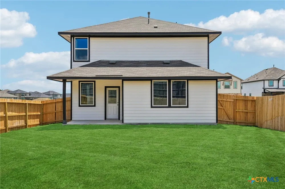 15423 Bonnethead Road San Antonio, TX 78245