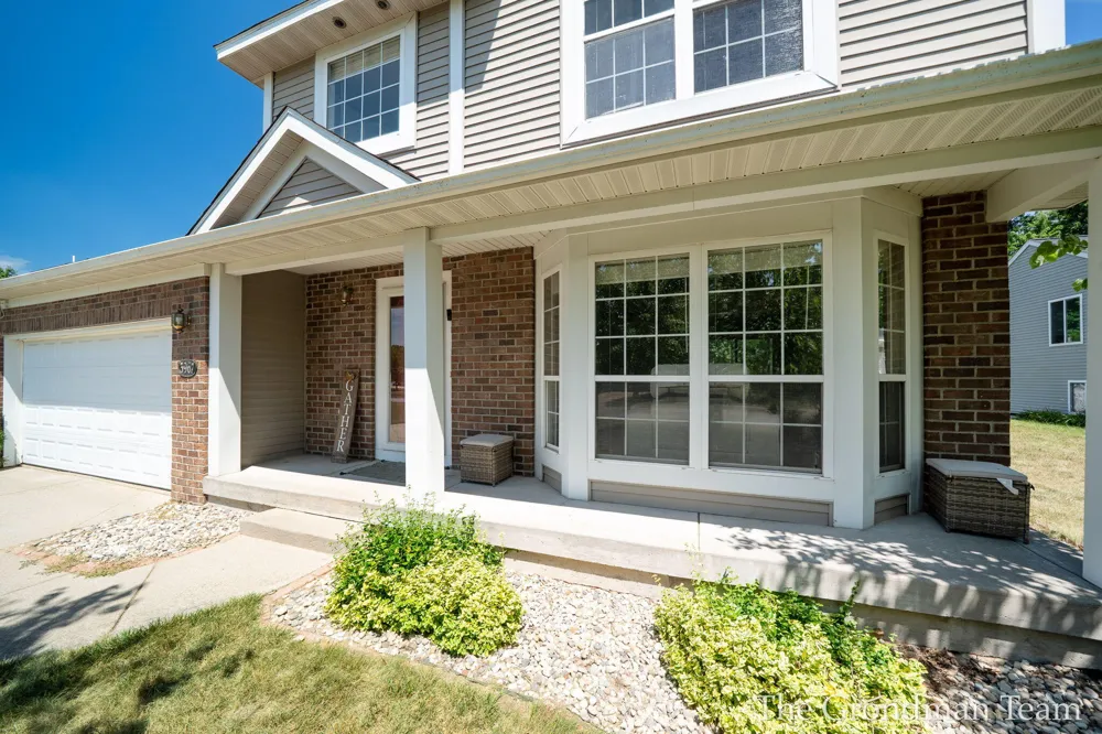 3967 E Deblaay Drive SE Kentwood City, MI 49512