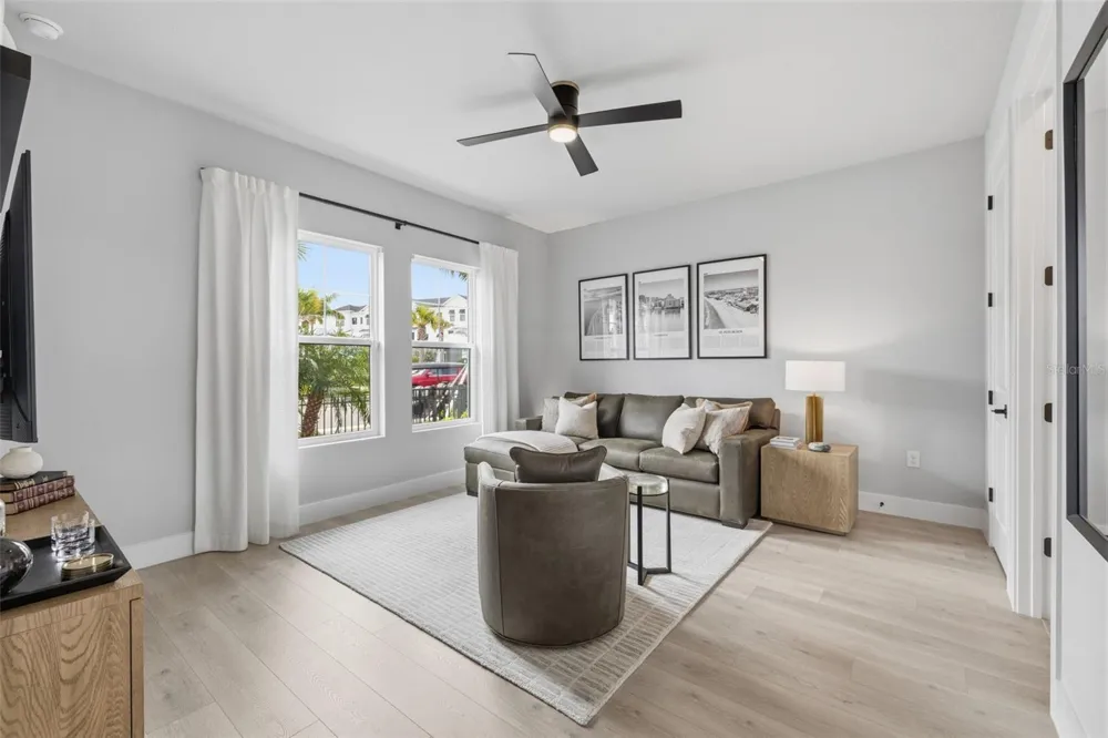 1528 SKYSAIL LANE Sarasota, FL 34240