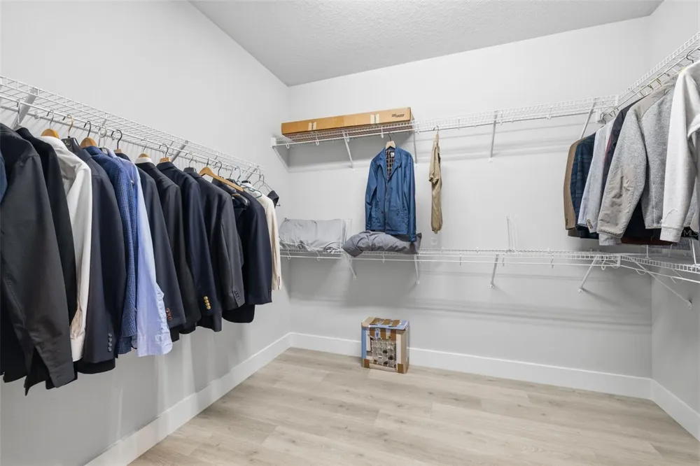 1528 SKYSAIL LANE Sarasota, FL 34240